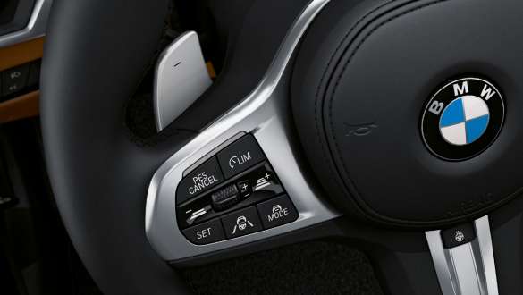 Transmissão desportiva Steptronic do BMW Série 4 Cabrio, G23 Transmissão desportiva Steptronic do BMW Série 4 Cabrio, G23, 2020, interior, volante