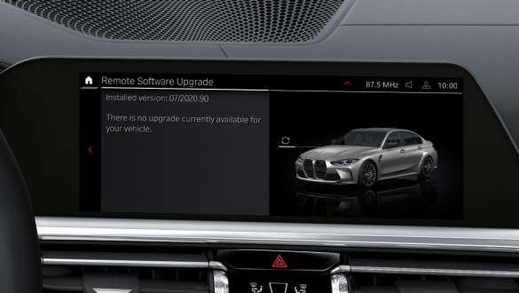 Atualização remota de software, BMW Série 3 Berlina, versão M, G80, G20 BMW Série 3 Berlina, versão M, G80, G20, atualização remota de software, visor de controlos no interior