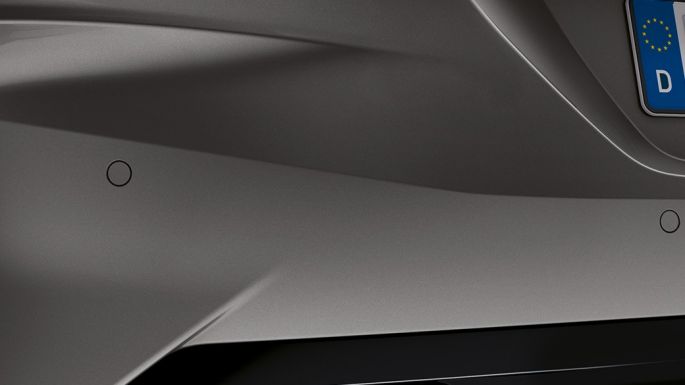 Acabamentos do escapamento do BMW Z4 Roadster Acabamento do escapamento de um BMW Z4 Roadster cinza