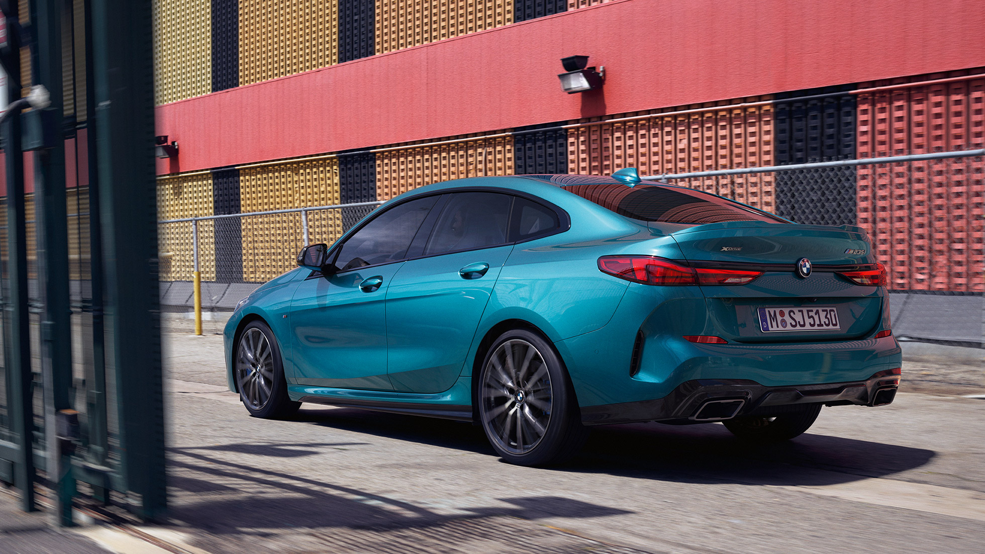 Vídeo do BMW Série 2 Gran Coupé Vídeo, BMW Série 2 Gran Coupé F44, exterior em Azul Snapper Rocks metálico