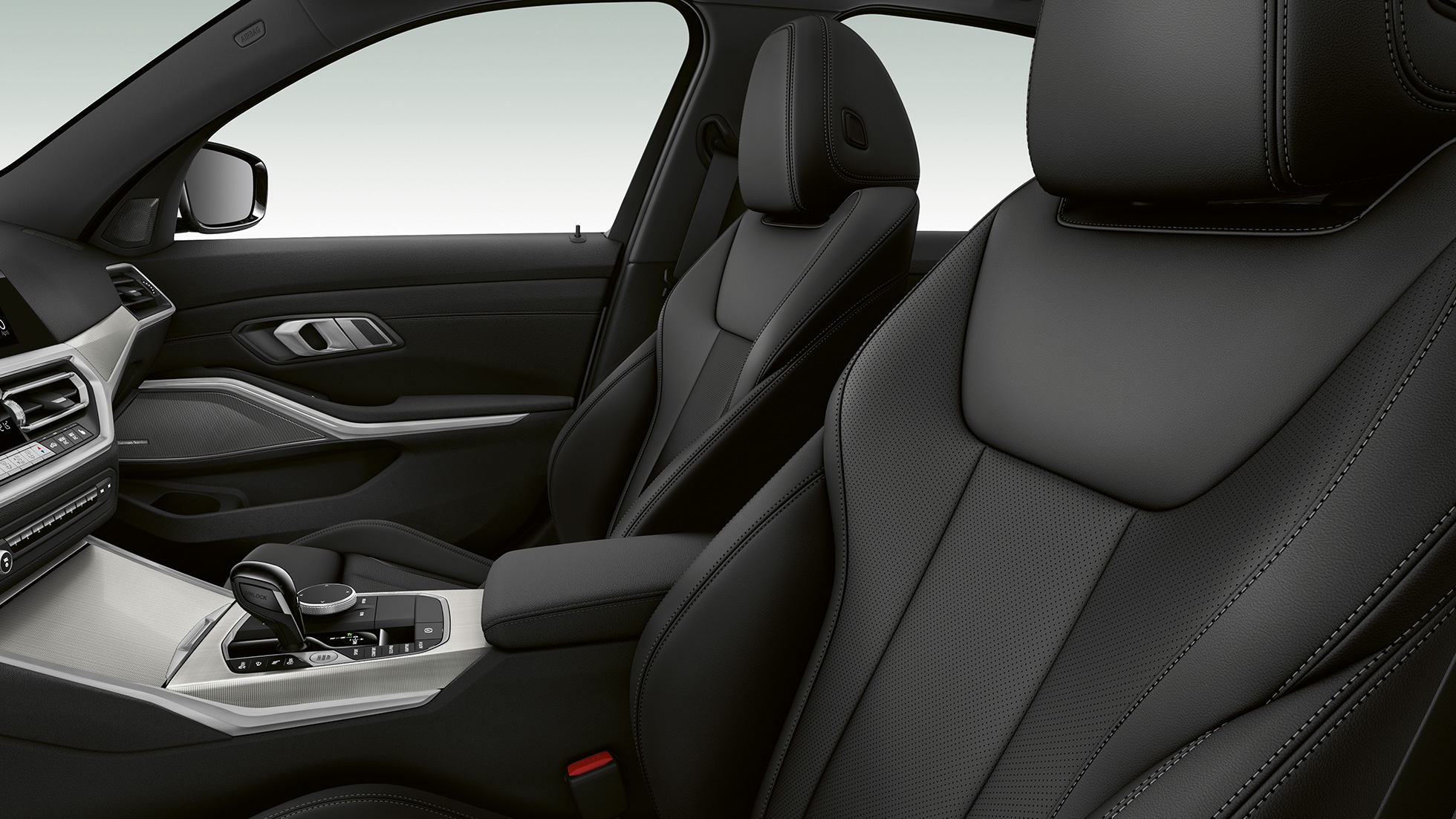 BMW Série 3 Sedã, assentos frontais do Modelo Sport Line. Vista lateral em primeiro plano dos assentos frontais do BMW Série 3 Sedã Sport.