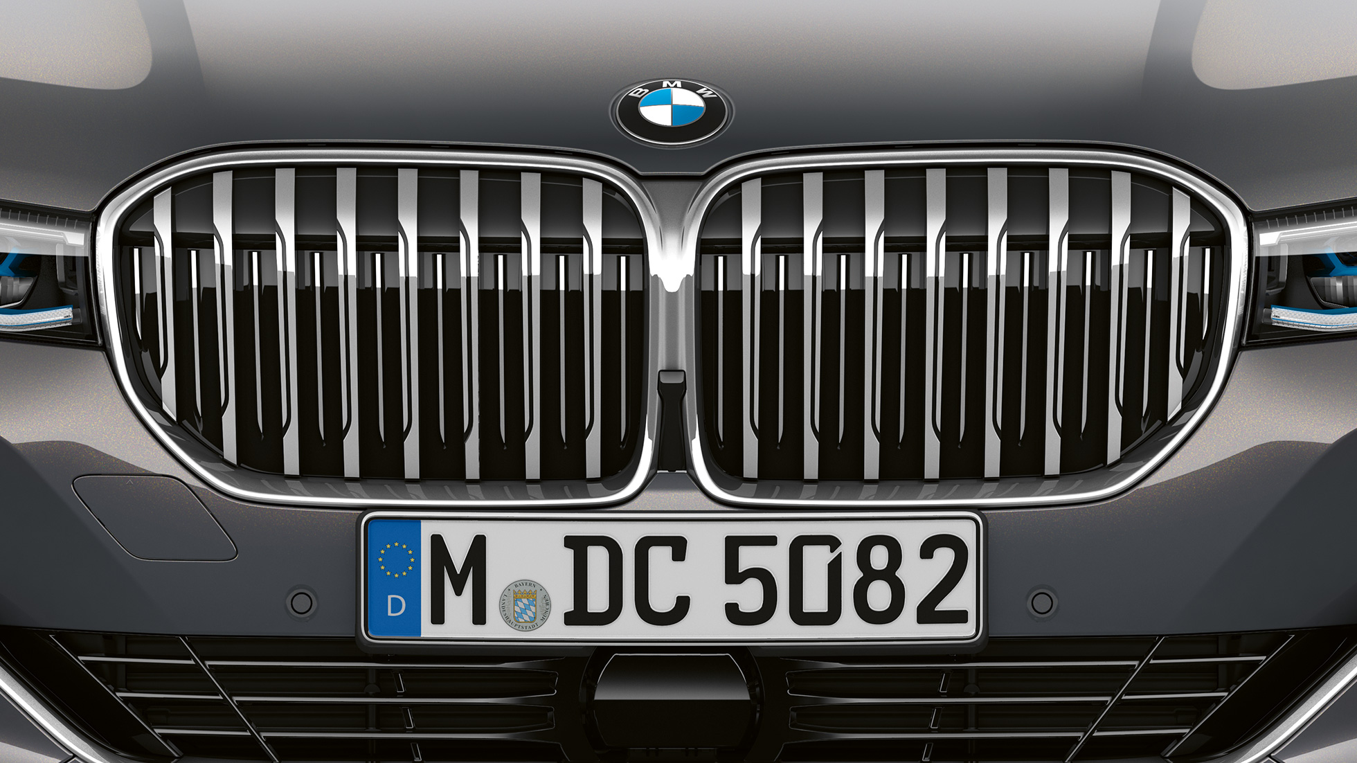 BMW Série 7 Sedan - Pura Excelência no Design Exterior, alavanca do câmbio BMW Série 7 Sedan - Pura Excelência no Design Exterior, foto em closeup da grade curva da BMW
