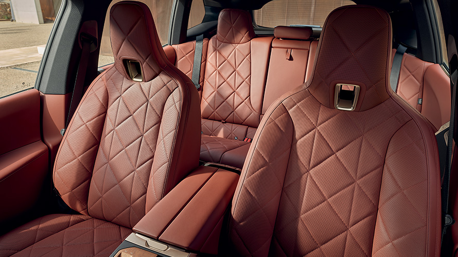 Interior do SUV elétrico BMW iX, i20, Design interior do SUV elétrico BMW iX, i20, suite em couro Castanea