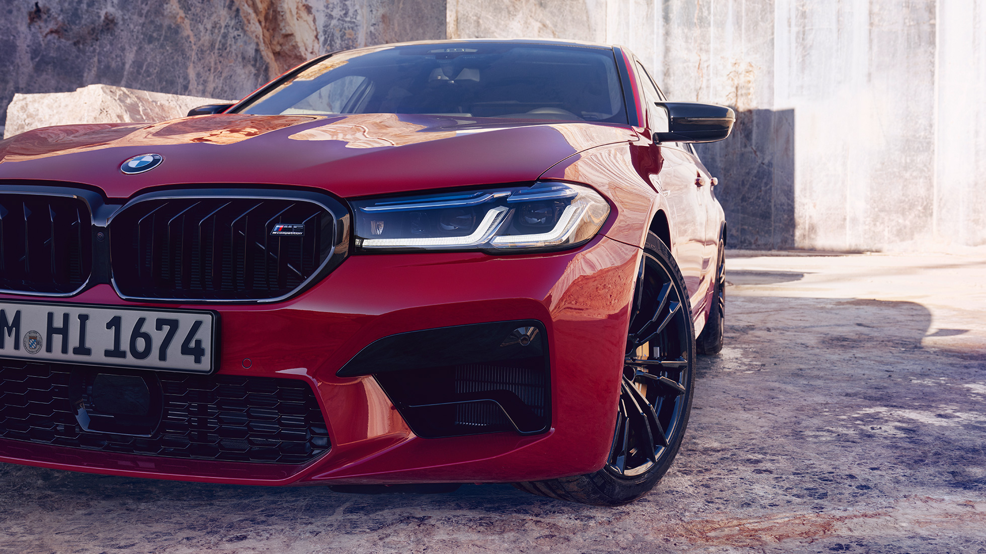 BMW Laserlight, BMW M5 Competition, F90 LCI, atualização, 2020, grande plano frontal BMW Laserlight, BMW M5 Competition, F90 LCI, atualização, 2020, cor exterior vermelho Imola BMW Individual, grande plano frontal