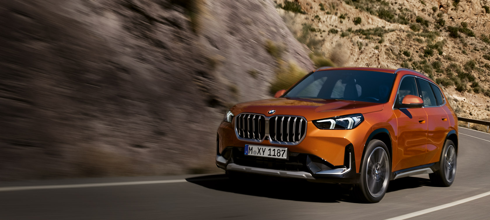 BMW X1 2023 PHEV tem autonomia elétrica de até 89 km