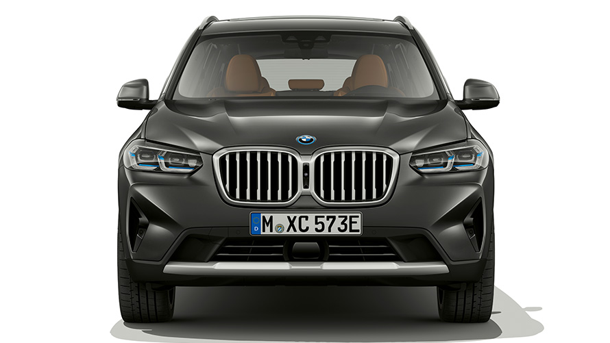 Design frontal do BMW X3 G01 2021 em Sophisto Grey. Close-up do design frontal do BMW X3 G01 2021 em Sophisto Grey