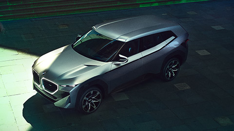 BMW plug-in híbrido visão frontal 3/4 aérea