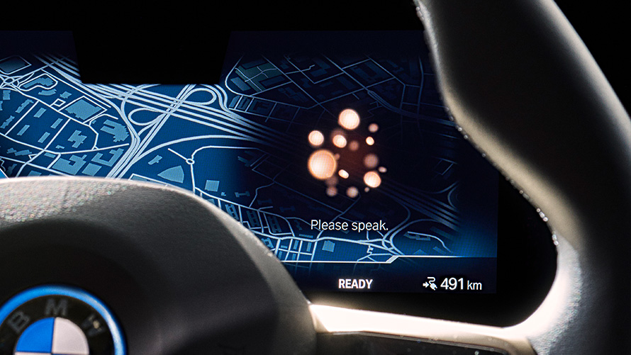 Tela do Display de Informações do Sistema Operacional 8 com esferas de luz, Atualização de Software BMW