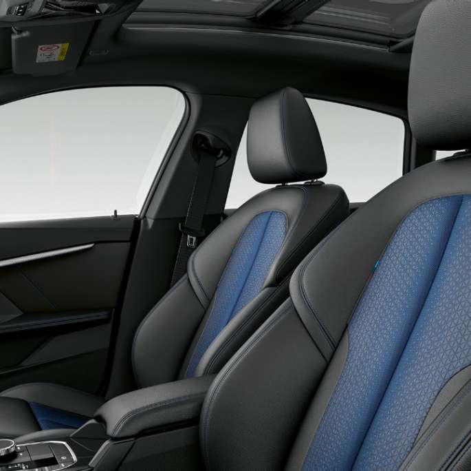 Bancos esportivos em Preto 'Trigon' Sensatec, BMW Série 2 Gran Coupé, Modelo M Sport, F44, interior