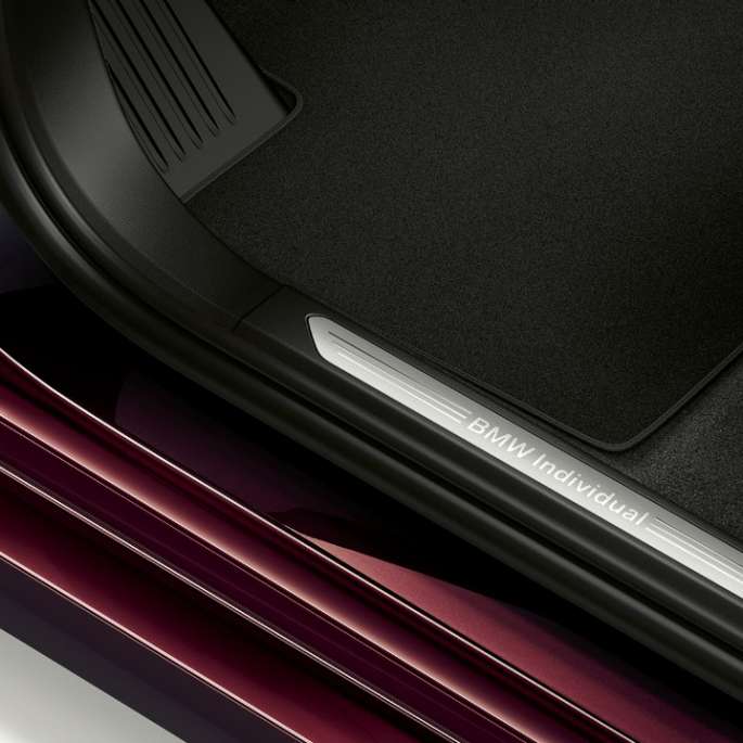 BMW X7, design alongado do Pacote M Sport Closeup do design alongado do BMW X7 com as características do pacote M Sport