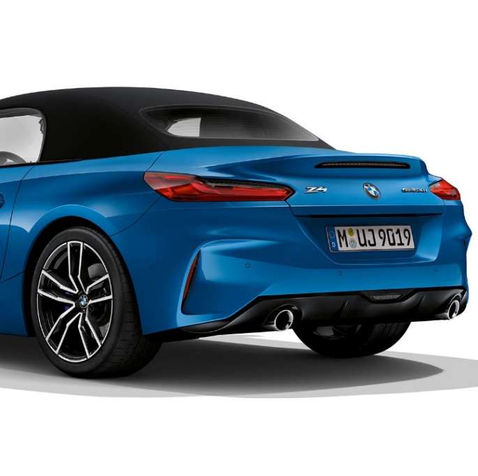 BMW Z4 Roadster Modelo M Sport BMW Z4 Roadster Modelo M Sport, vista traseira a 45 graus